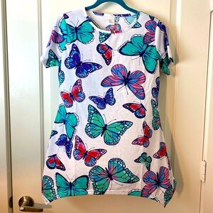 Metropolitan Large Boho Butterflies Sharktail Hem Tunic- Handkerchief Top